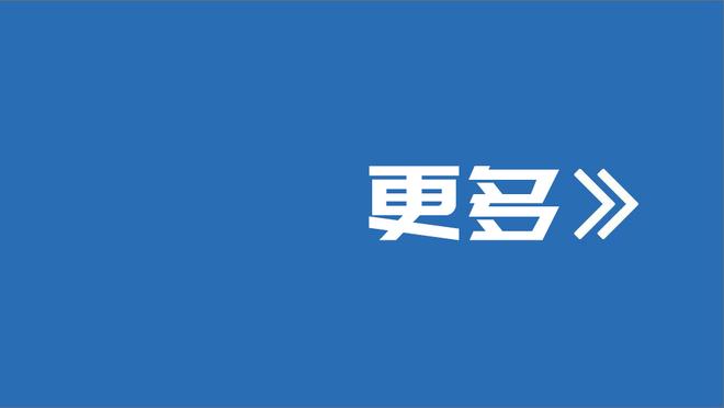 贝克汉姆穿内裤修电视遭妻子“偷拍”：电工来修电视了？